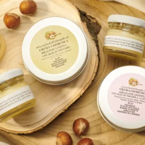 Cosmetica naturale alla nocciola